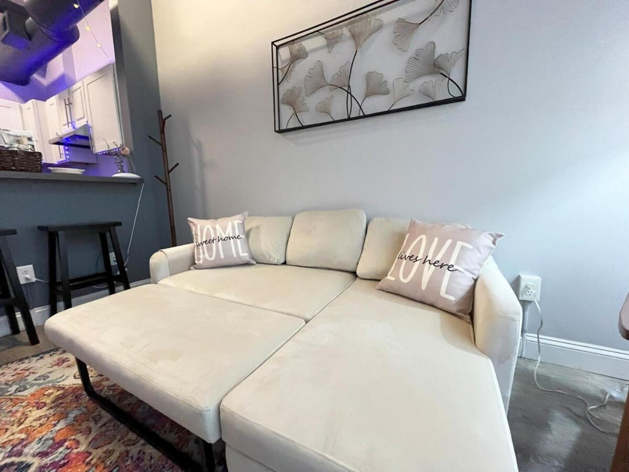 Apartamento Local Modern Getaway - Ground Floor Cleveland Exterior foto