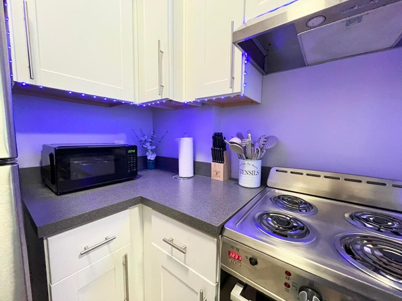 Apartamento Local Modern Getaway - Ground Floor Cleveland Exterior foto